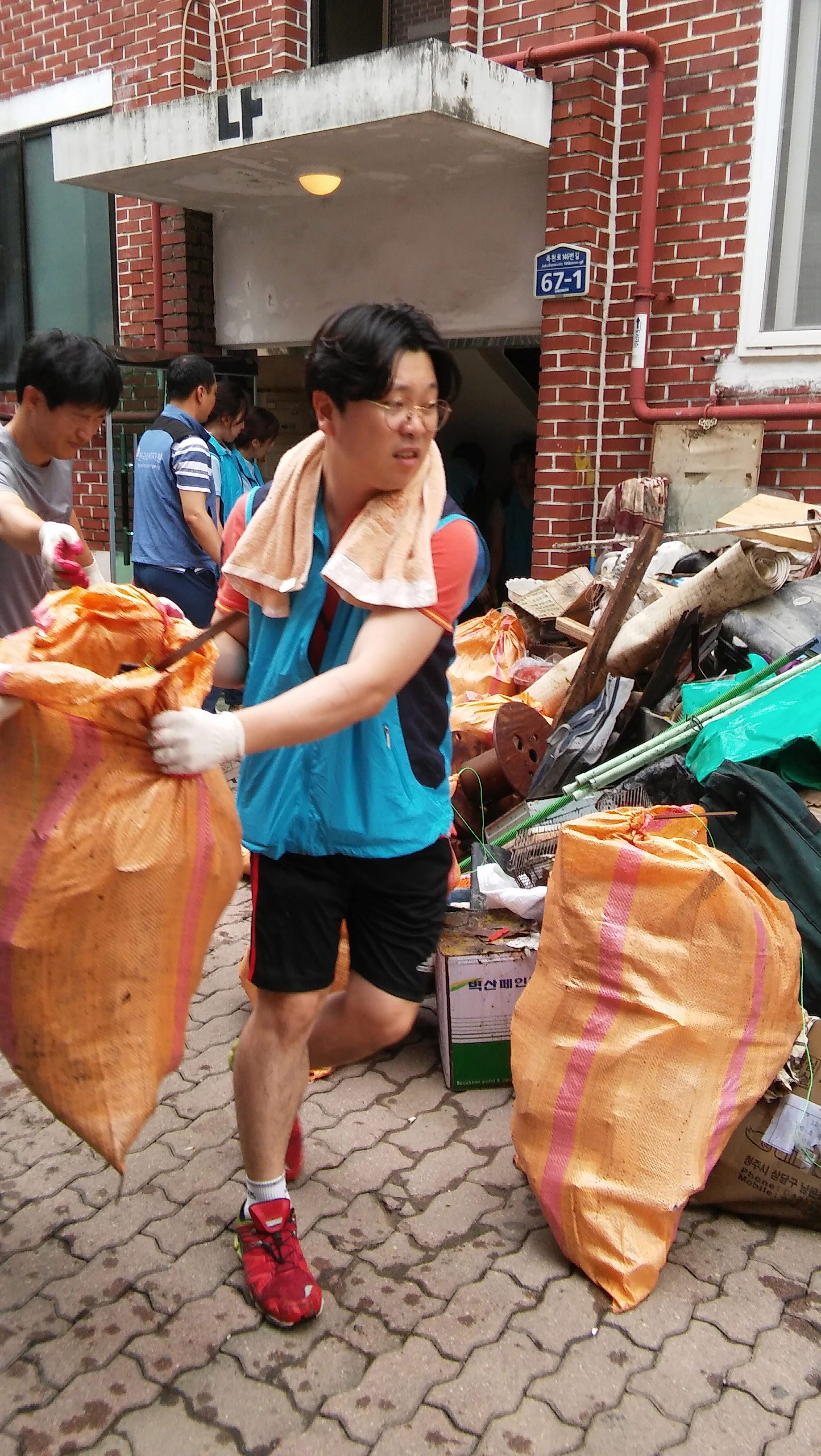 한국소비자원, 청주 수해지역 복구 지원 3번째 이미지