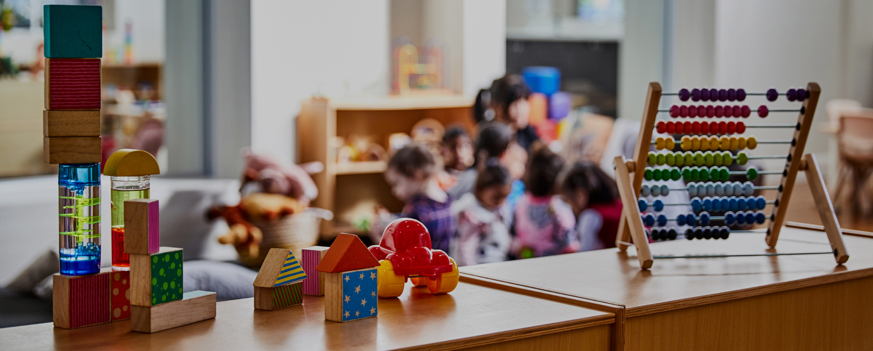 늘어나는 영유아와 노인?! <br>돌봄서비스의 오늘과 내일